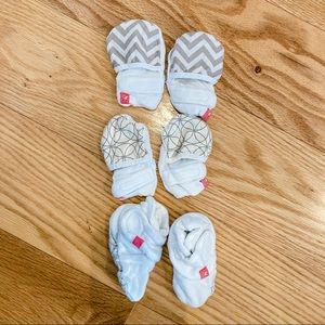 Goumikids Organic Newborn Booties and Mittens
